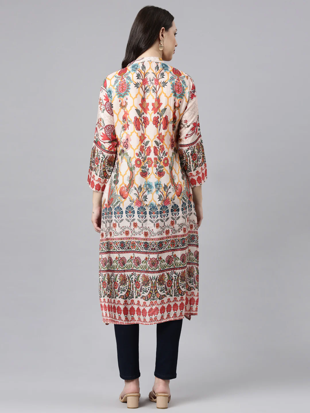 Neerus Pink Straight Casual Floral Kurta - Image 3