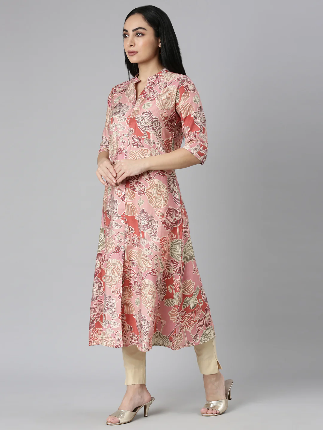 Neerus Baby Pink Straight Casual Floral Straight Kurta - Image 2