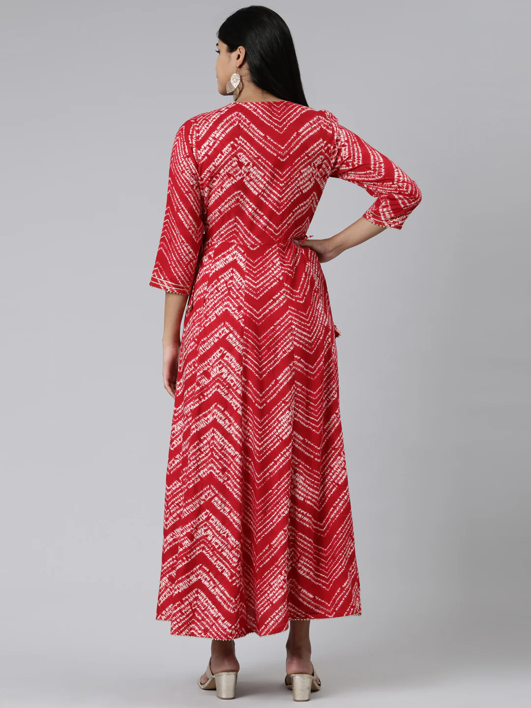 Neerus Pink Straight Printed Viscose Rayon Kurta - Image 3