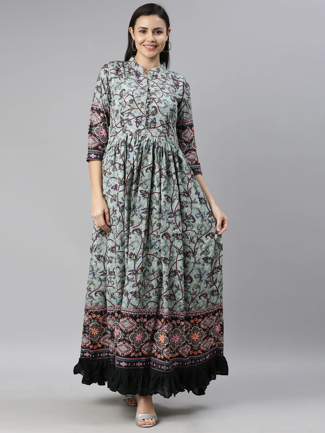 Neerus Pista Color Model Fabric Dress