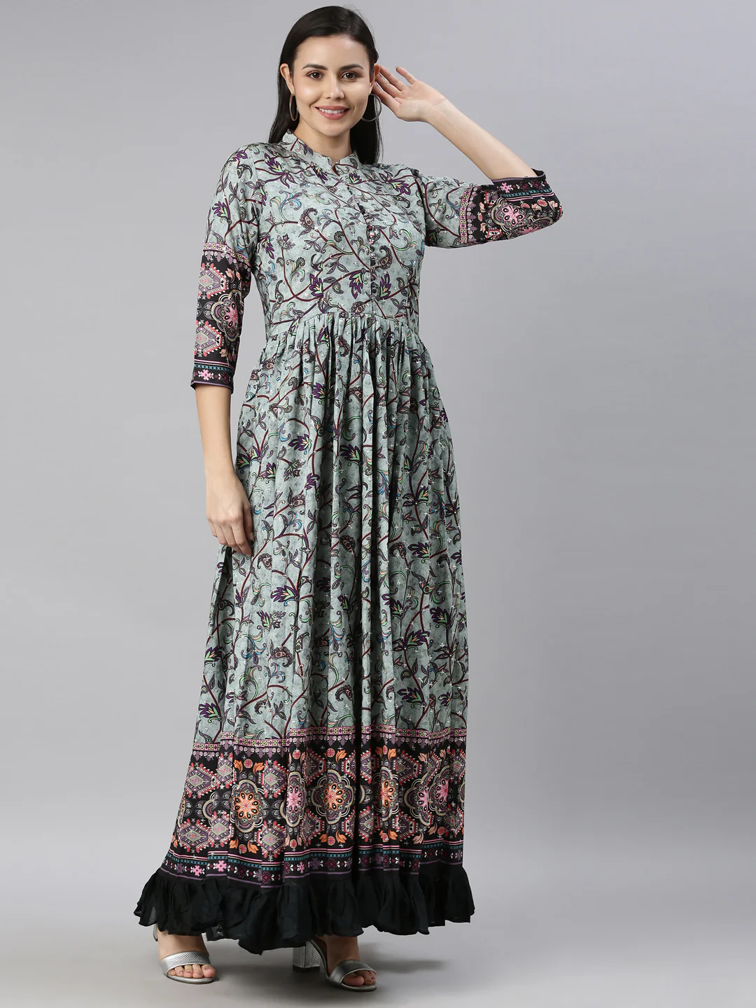 Neerus Pista Color Model Fabric Dress - Image 4