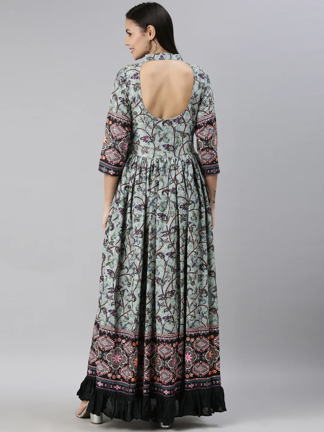 Neerus Pista Color Model Fabric Dress - Image 5