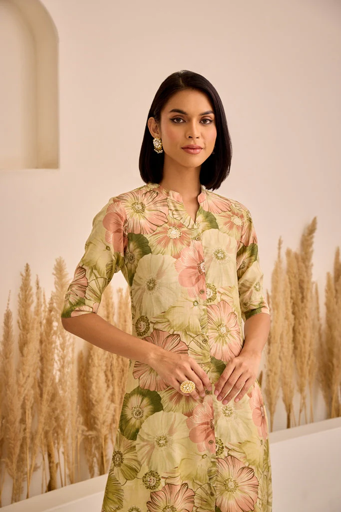 Neerus Pista Curved Printed Kurta - Image 2