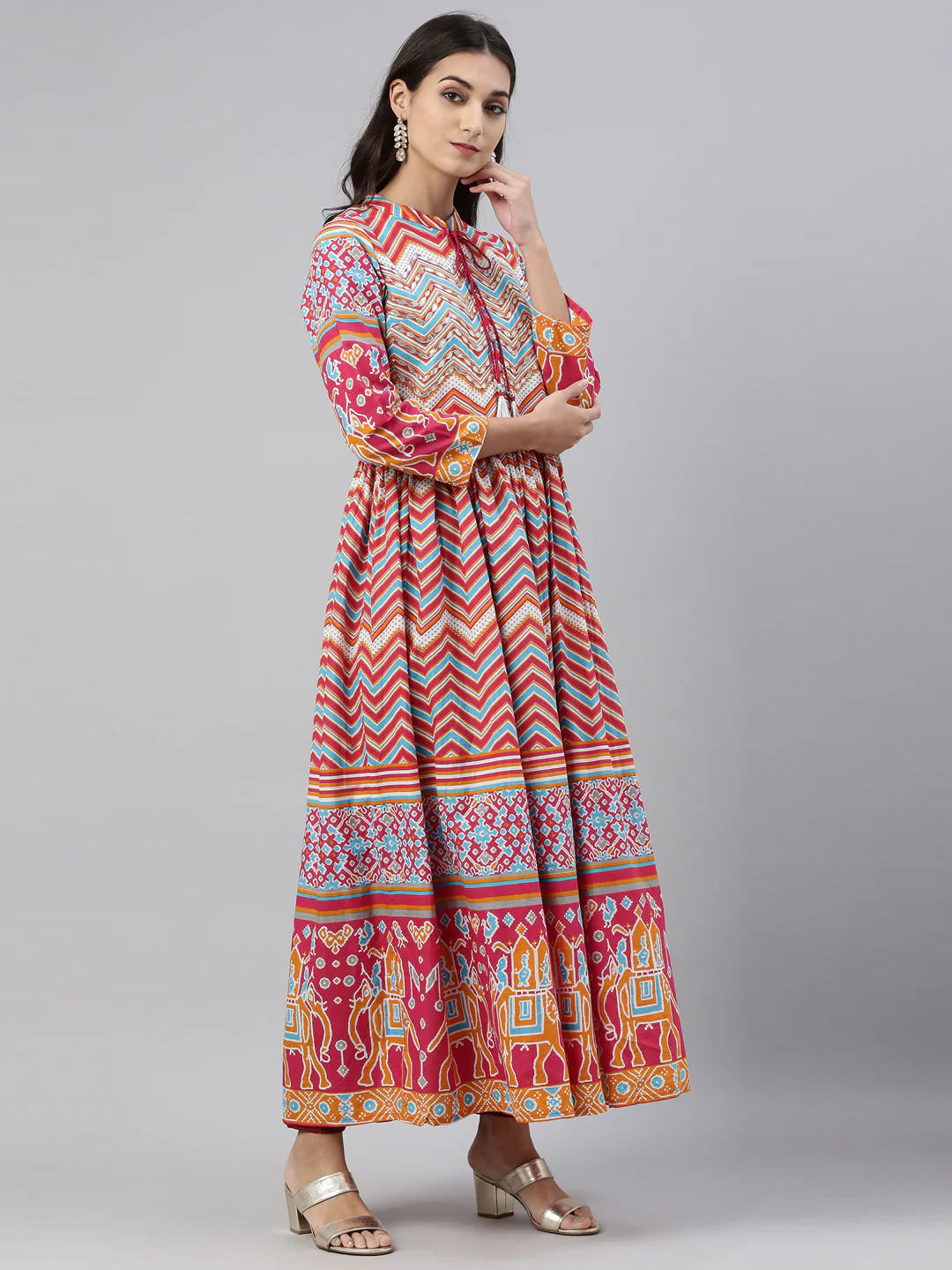 Neerus Printed Color Cotton Fabric Tunic - Image 3