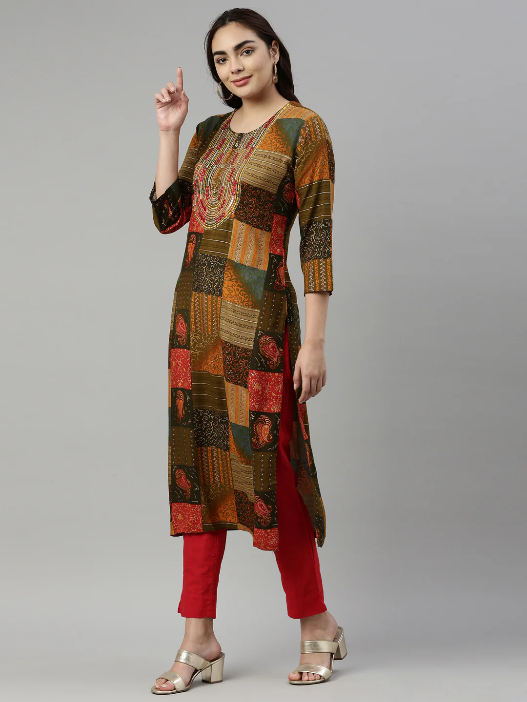 Neerus Printed Color Rayon Fabric Kurta - Image 2
