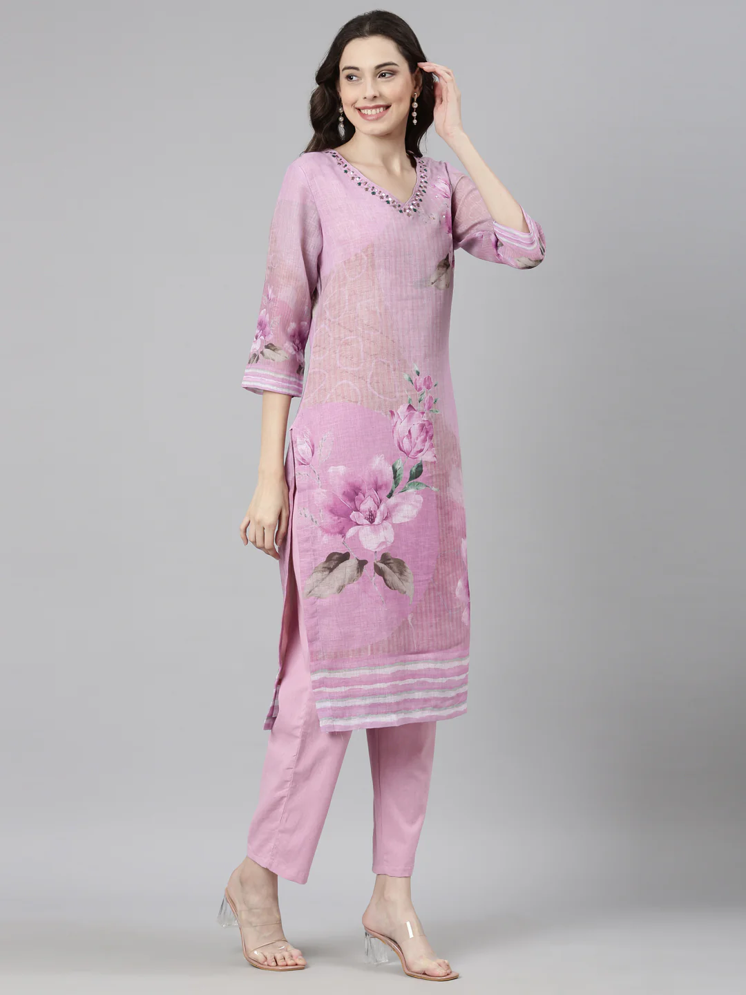 Neerus Purple Casual Floral Straight Kurta and Trousers With Dupatta - Image 3