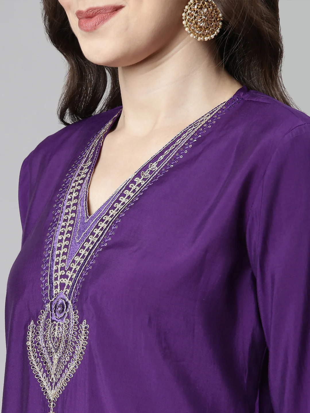 Neerus Purple Casual Solid Straight Kurta and Trousers With Dupatta - Image 5