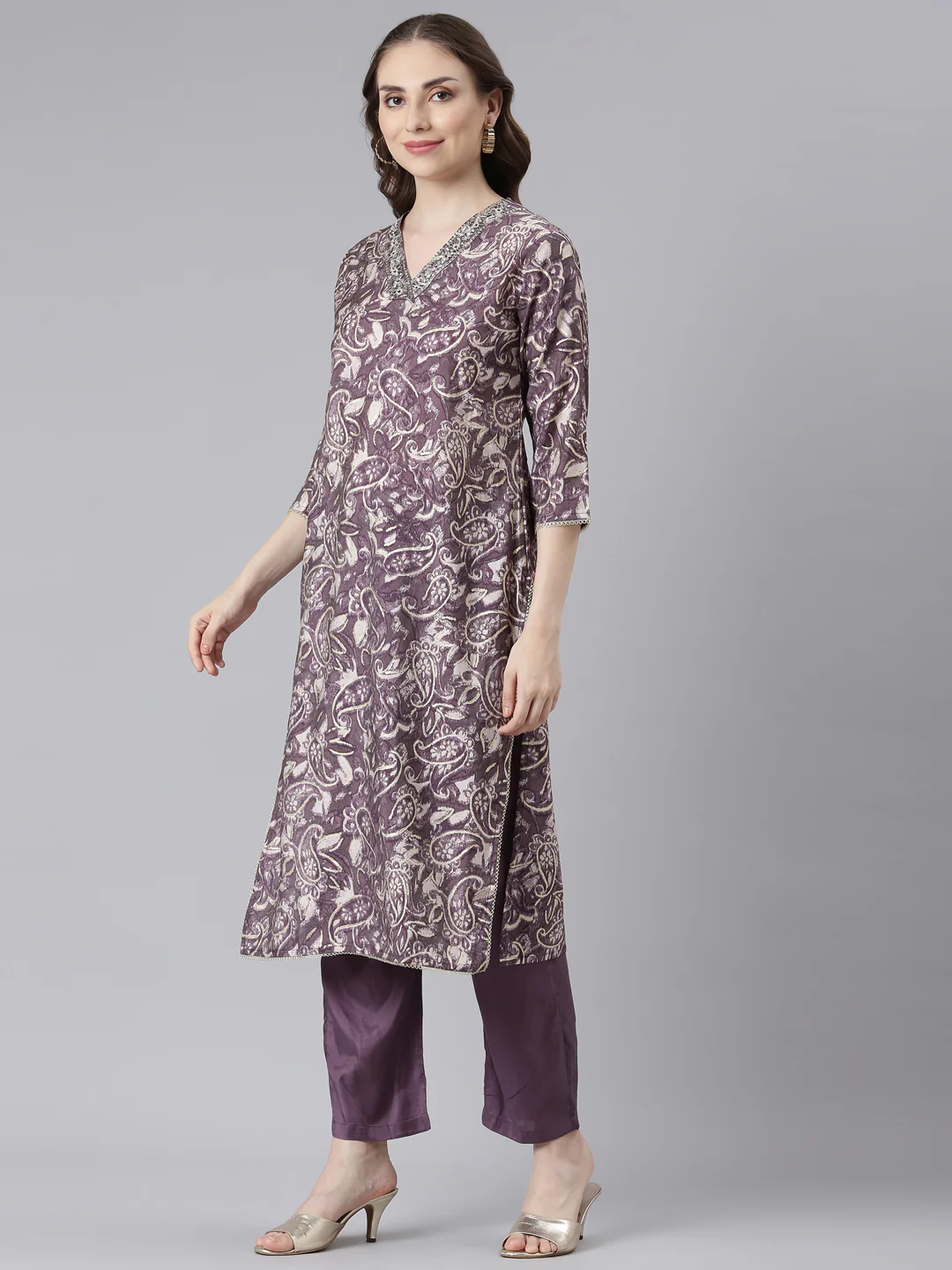 Neerus Purple Model Straight Casual Paisley Kurta and Trouser with Dupatta - Image 2