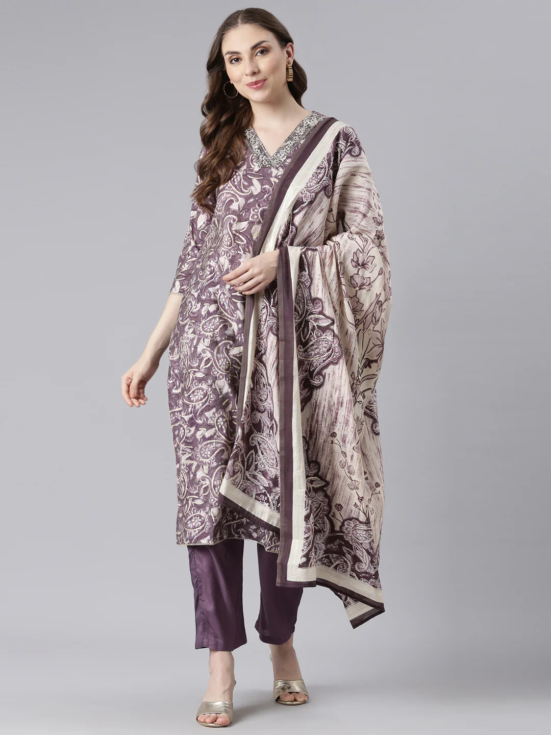 Neerus Purple Model Straight Casual Paisley Kurta and Trouser with Dupatta - Image 6