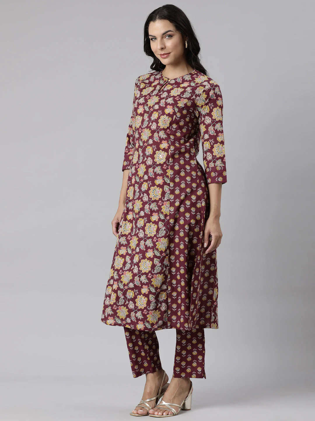 Neerus Purple Panelled Straight Printed Kurta And Trousers With Dupatta - Image 2
