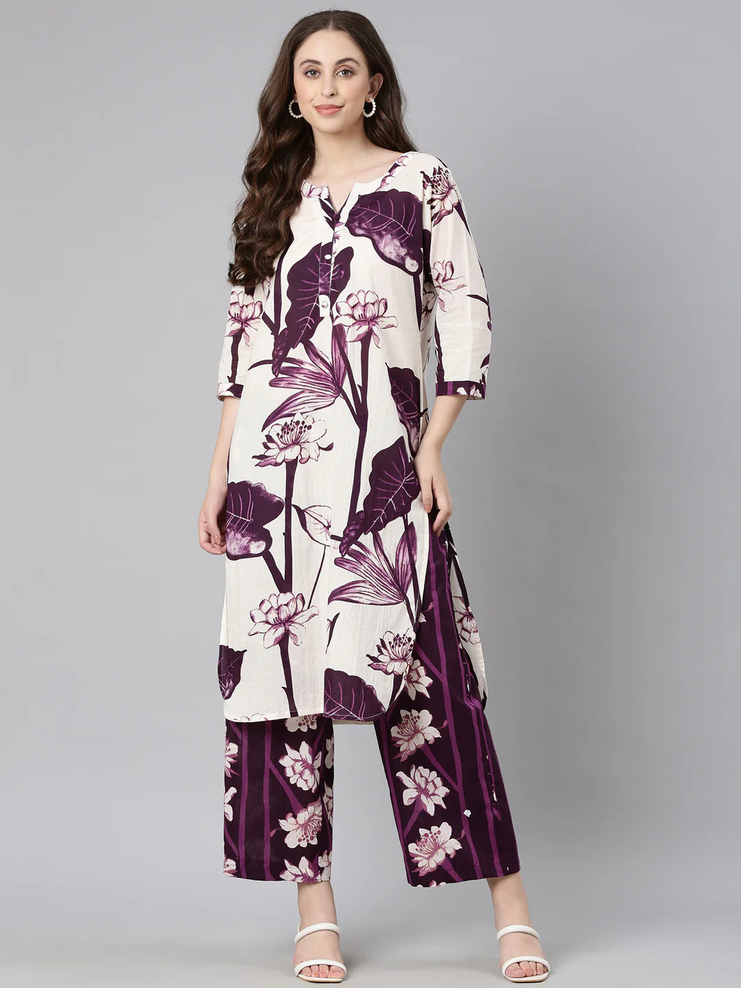 Neerus Purple Printed Straight Kurta and Trousers - Image 5