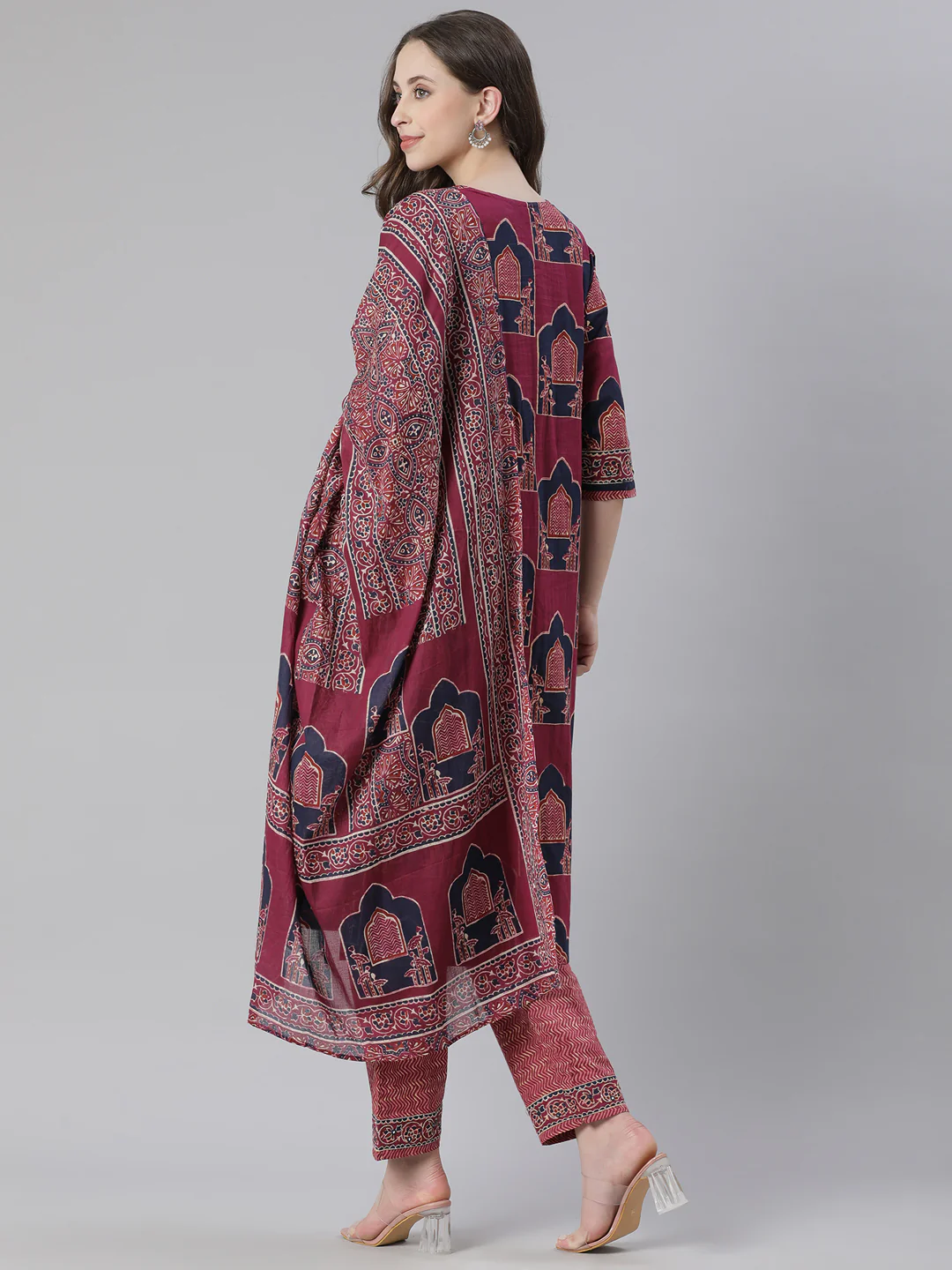 Neerus Purple Printed Straight Kurta and Trousers With Dupatta - Image 3