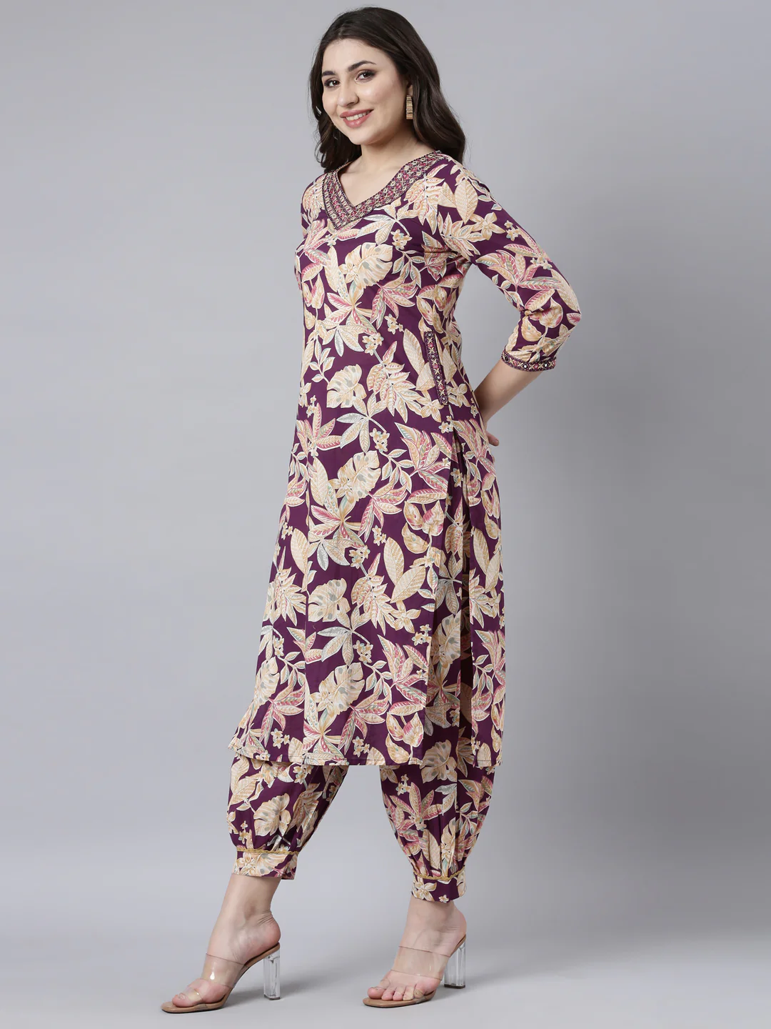 Neerus Purple Regular Straight Floral Kurta And Salwar With Dupatta - Image 5