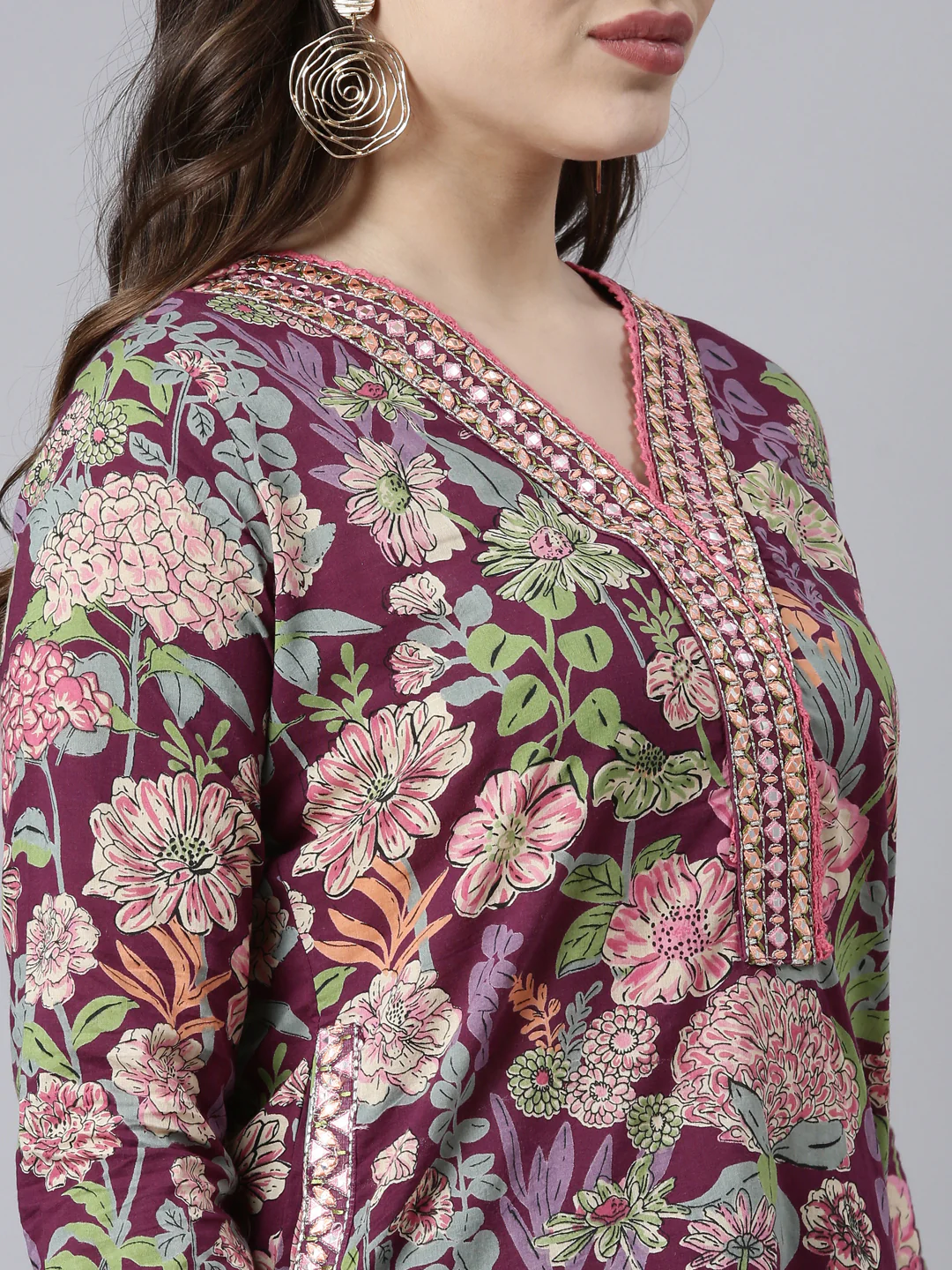 Neerus Purple Regular Straight Floral Kurta And Salwar With Dupatta - Image 4