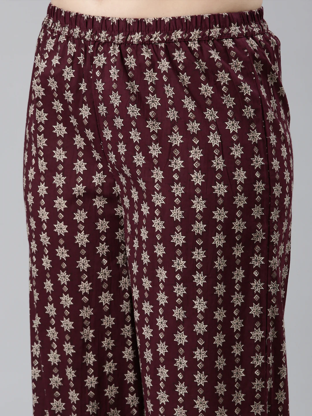Neerus Purple Regular Straight Floral Kurta And Trousers With Dupatta - Image 5