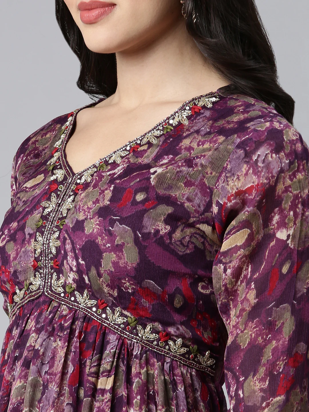 Neerus Purple Regular Straight Floral Kurta And Trousers With Dupatta - Image 4