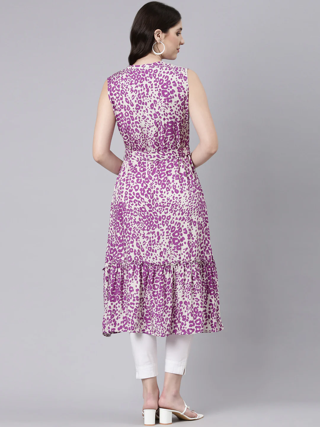 Neerus Purple Regular Straight Printed Kurta - Image 3
