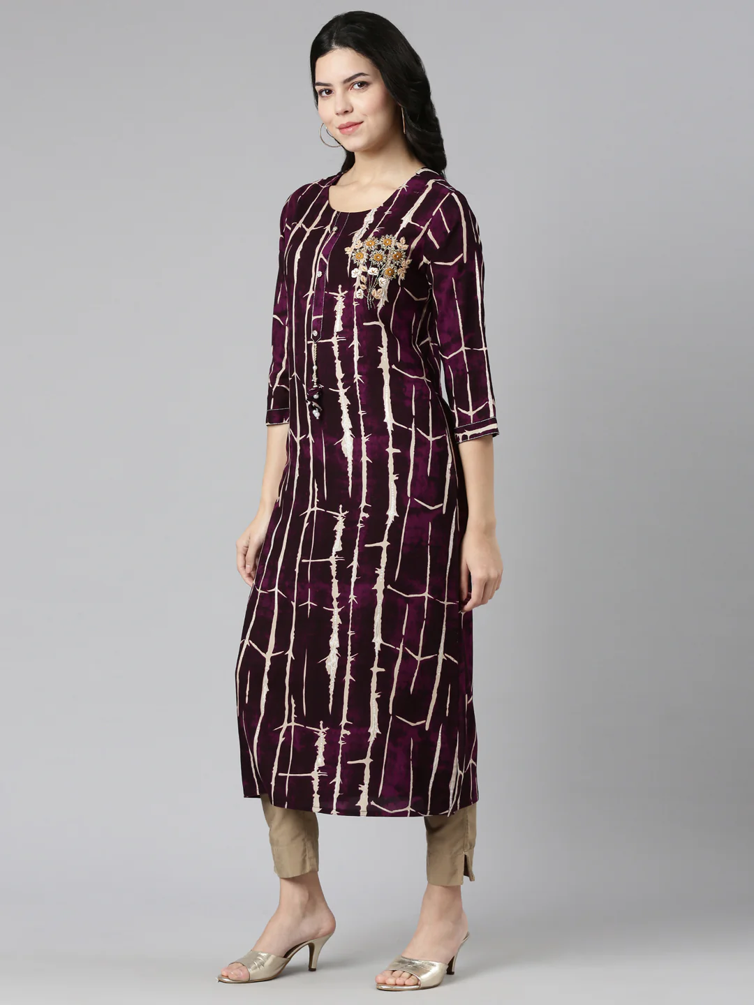 Neerus Purple Regular Straight Printed Kurta - Image 2