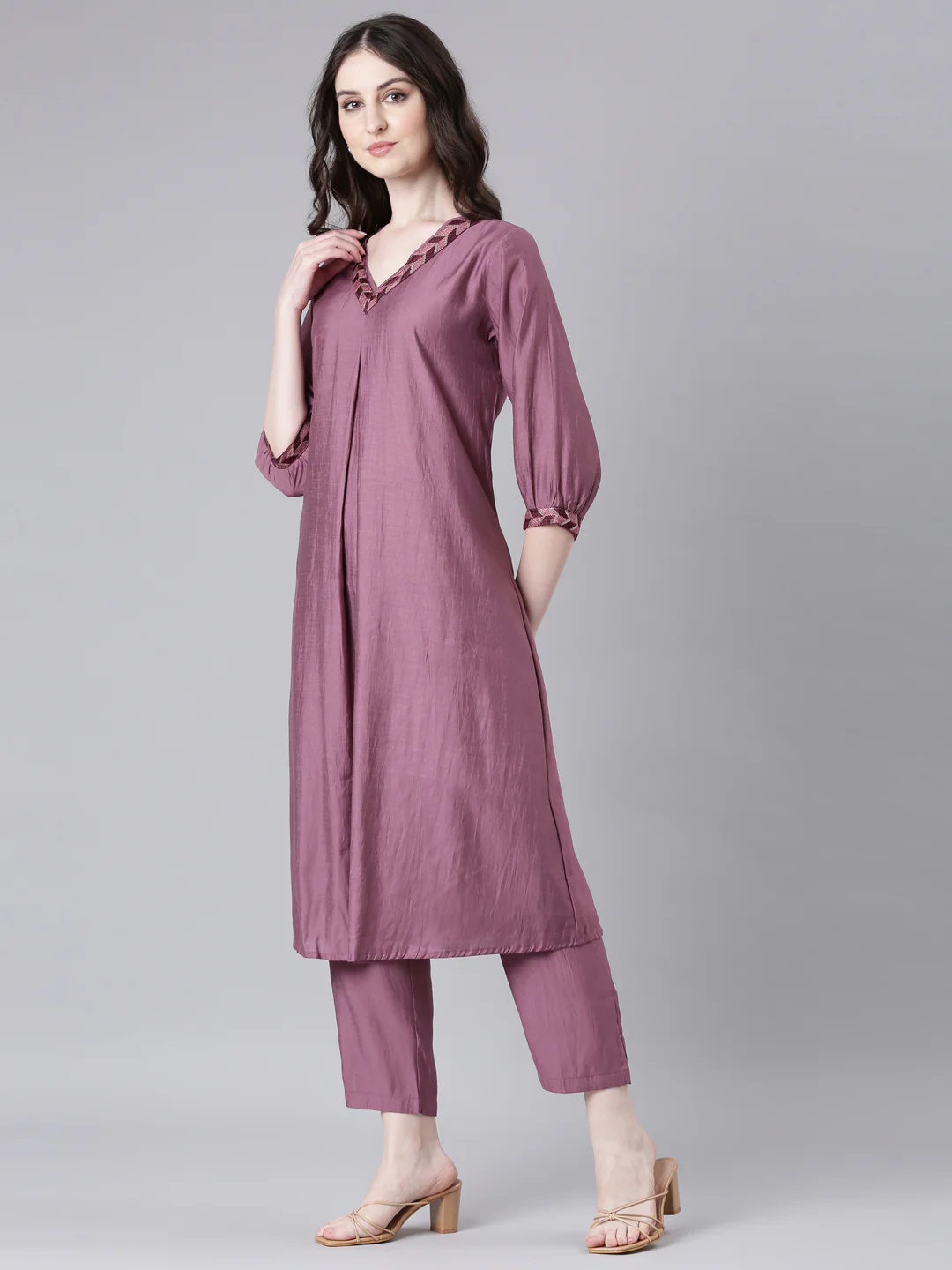 Neerus Purple Solid Straight Kurta and Trousers - Image 2