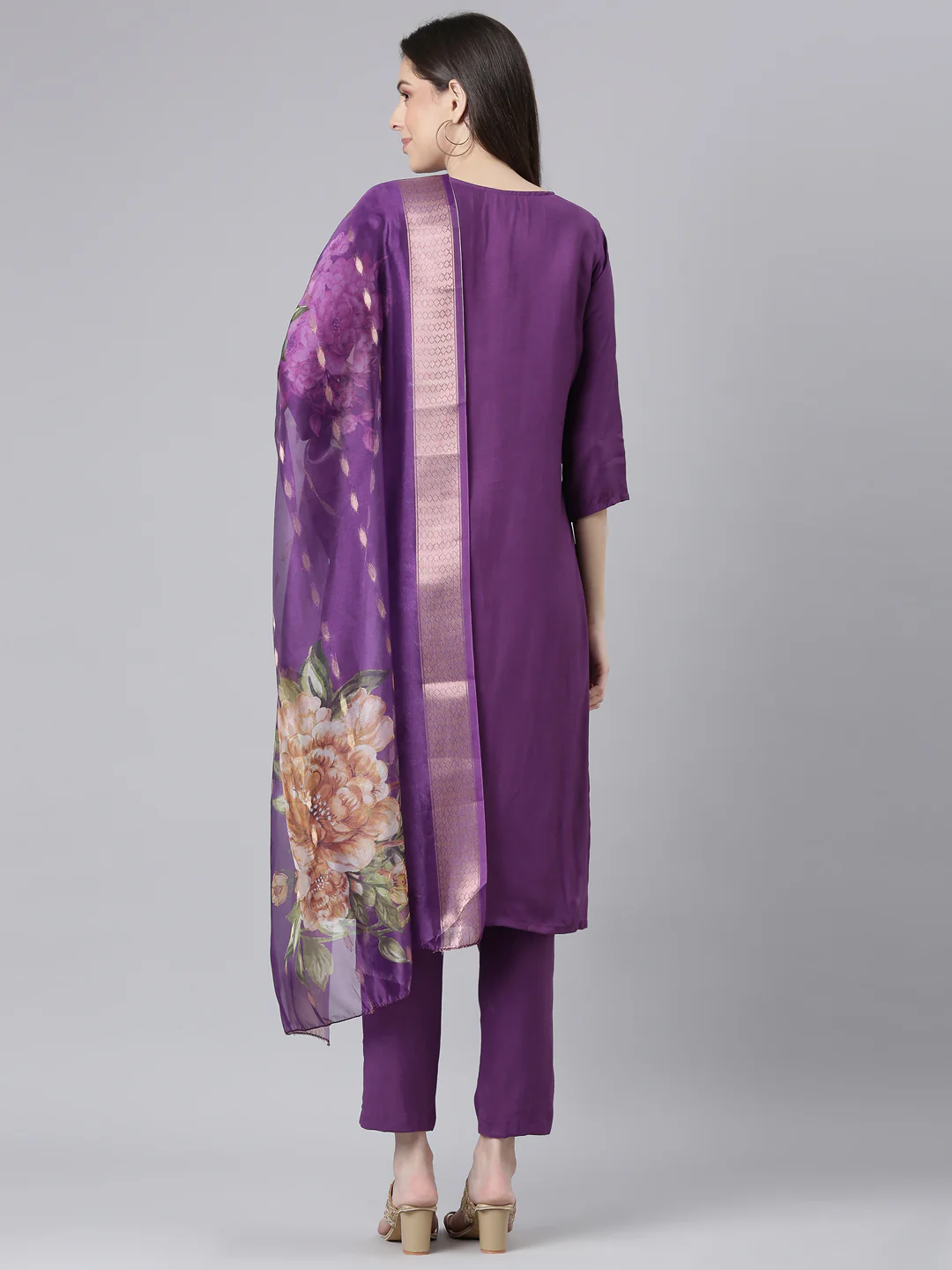 Neerus Purple Solid Straight Kurta and Trousers With Dupatta - Image 3