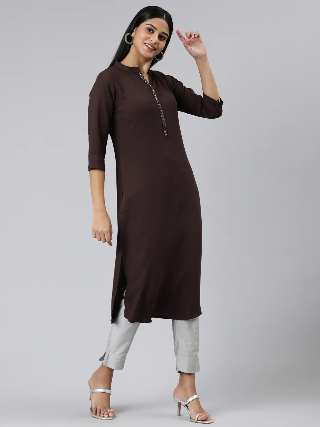 Neerus Purple Straight Solid Viscose Rayon Kurta - Image 2