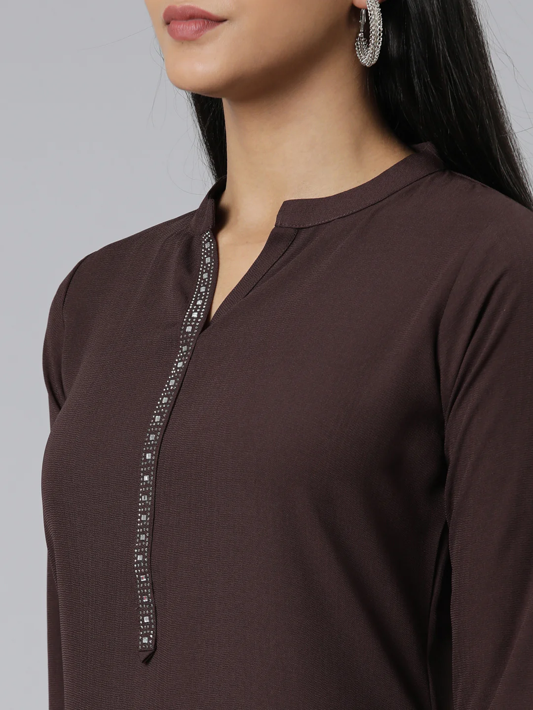 Neerus Purple Straight Solid Viscose Rayon Kurta - Image 4