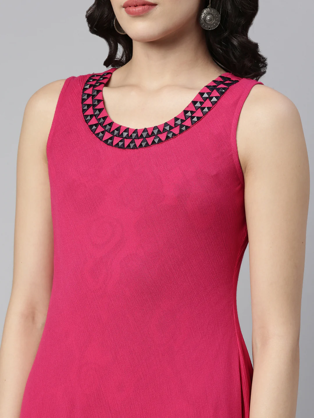 Neerus Rani Pink Color Chiffon Fabric Kurta - Image 3