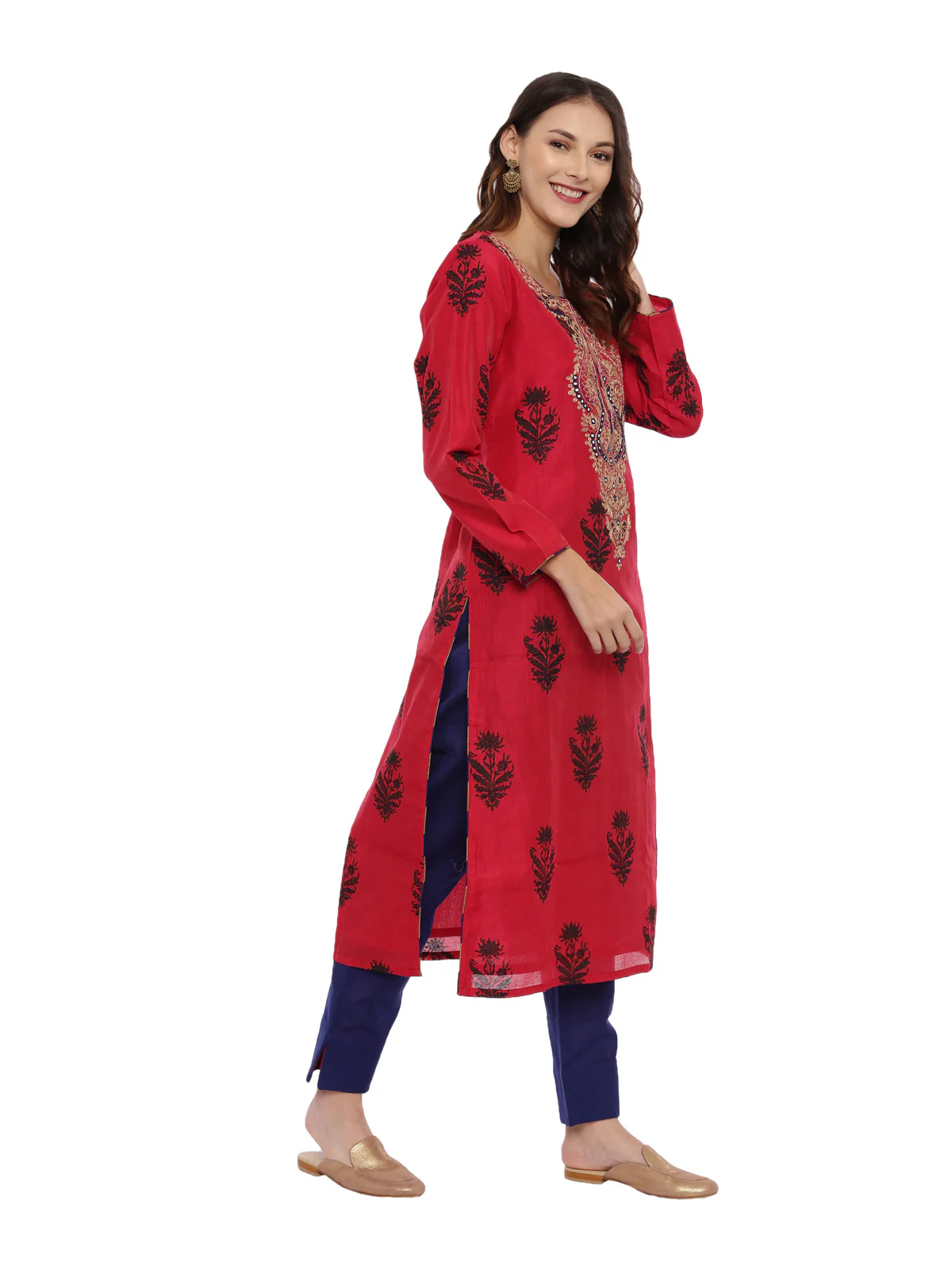 Neerus Red & Blue Embroidered Kurta With Pant & Dupatta - Image 4