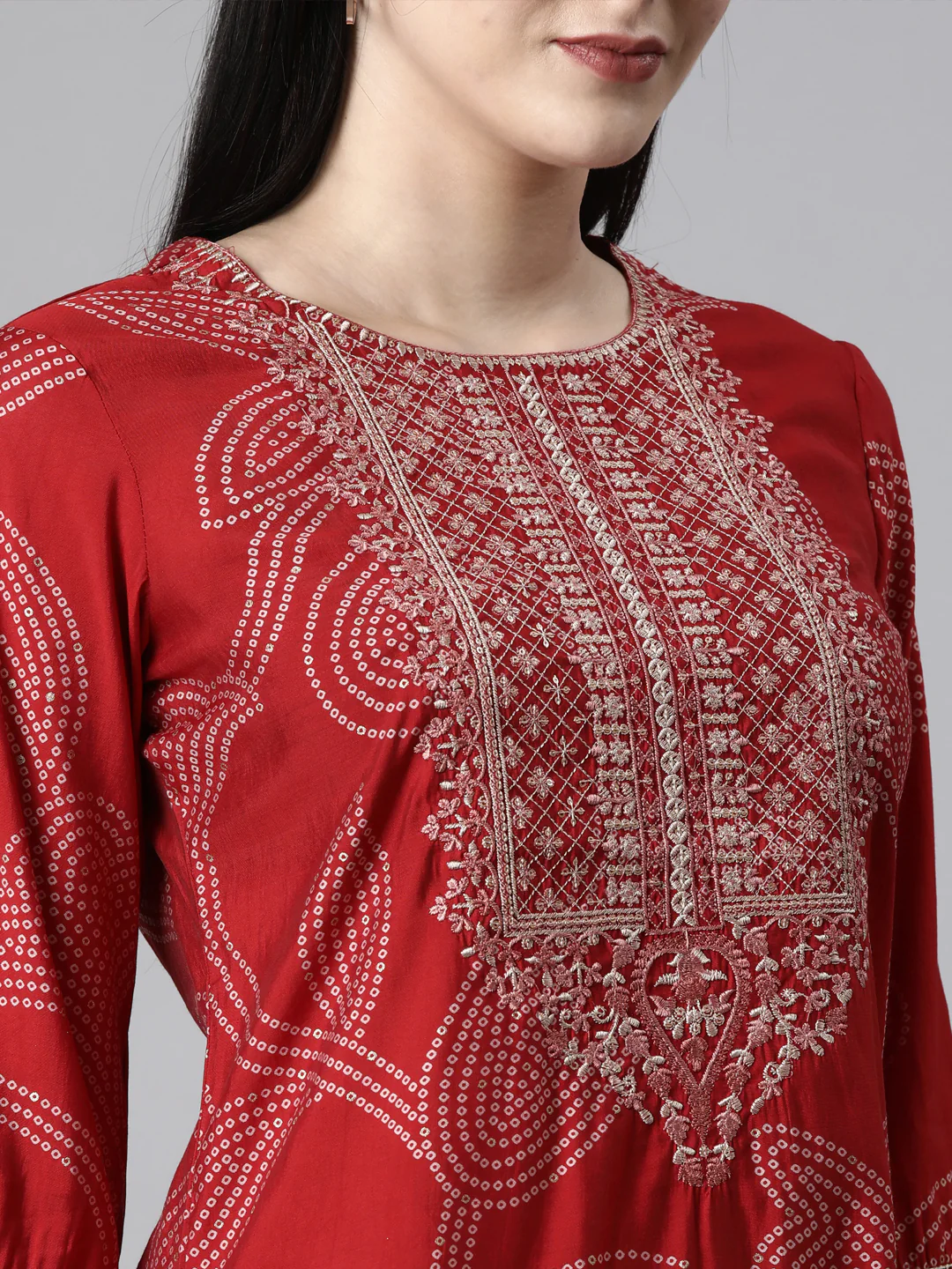 Neerus Red Casual Bandhani Straight Kurta and Trousers With Dupatta - Image 5