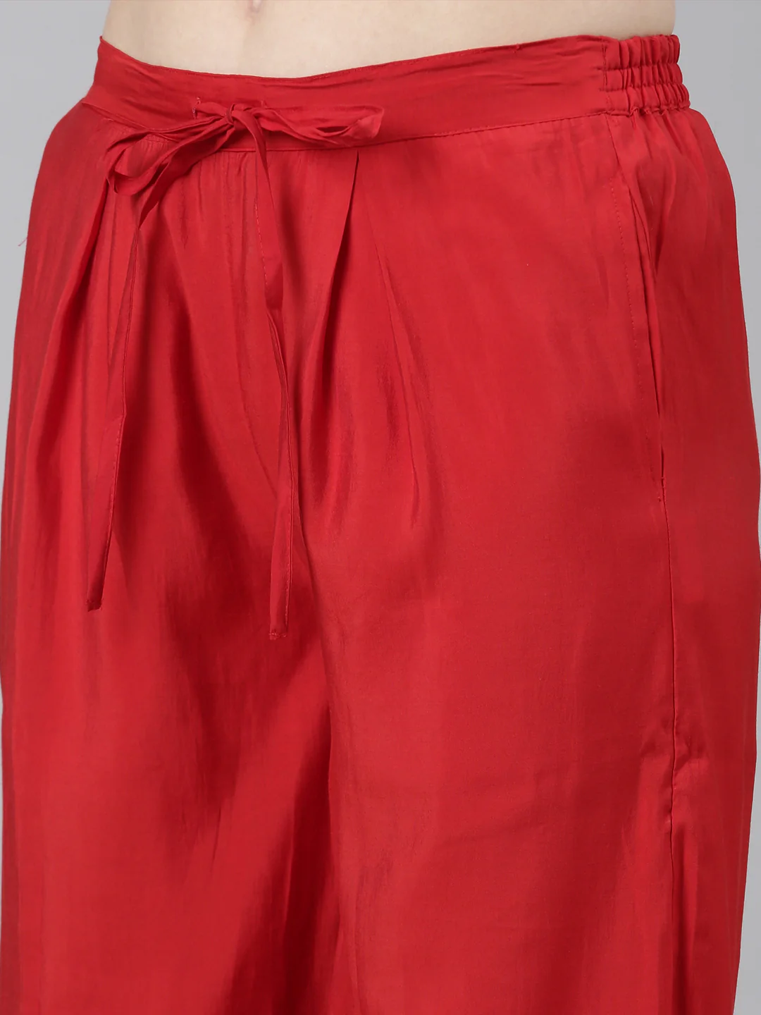 Neerus Red Casual Floral Straight Kurta and Trousers With Dupatta - Image 7