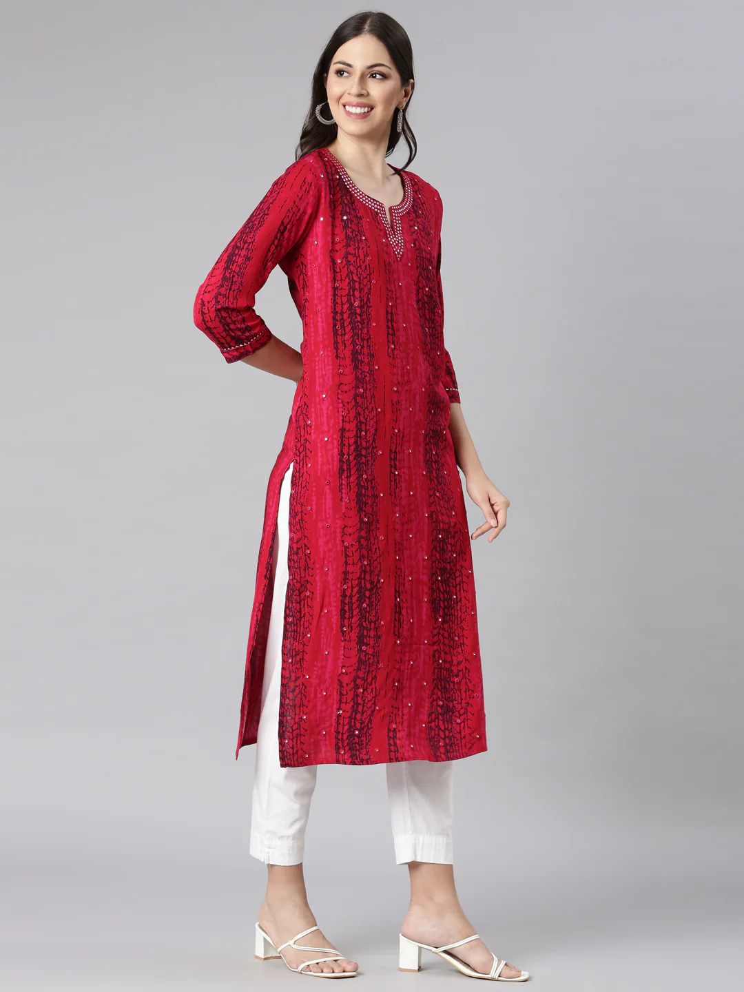 Neerus Red Casual Solid Straight Kurta - Image 2