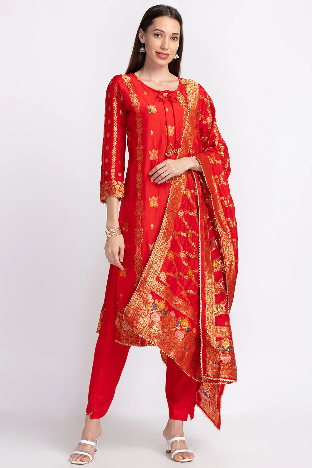 Neerus Red Color Banaras Kurta Trouser With Dupatta - Image 5
