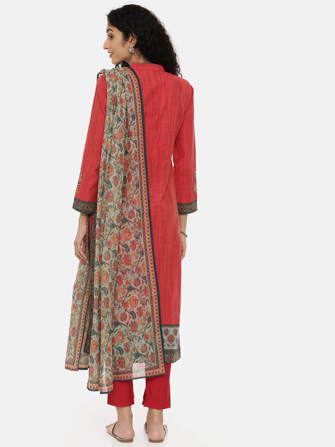 Neerus Red Embroidered Kurta With Pant & Dupatta - Image 4