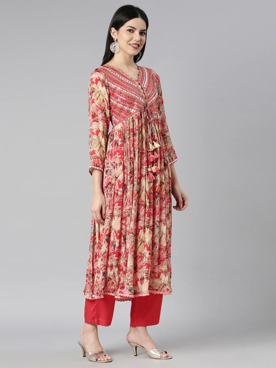 Neerus Red Pleated Straight Floral Kurta And Trousers With Dupatta - Image 2