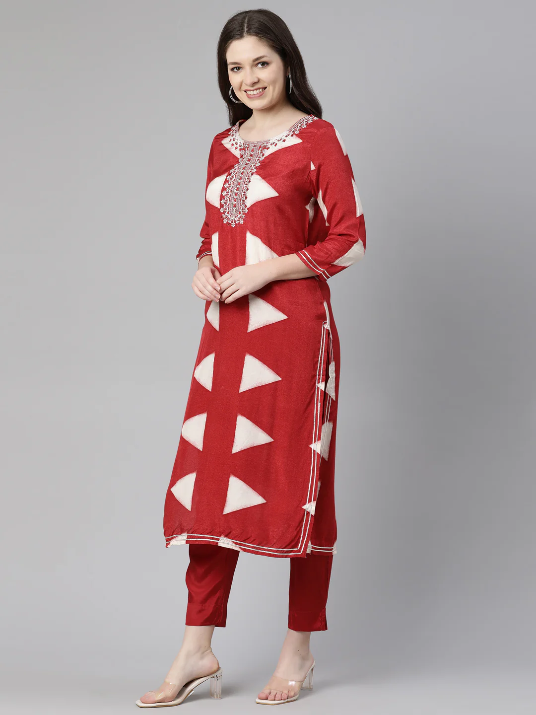 Neerus Red Regular Knee Length Solid Kurta Solid Trousers With Dupatta - Image 2
