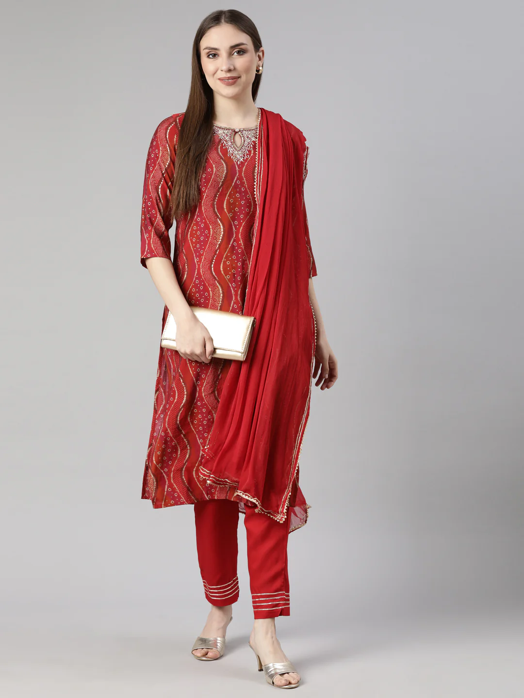 Neerus Red Regular Straight Bandhani Kurta And Trousers With Dupatta - Image 4