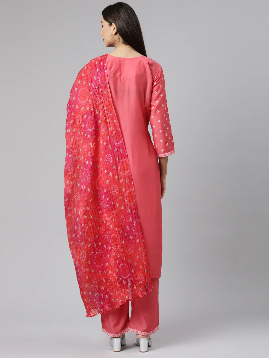 Neerus Red Regular Straight Bandhani Kurta And Trousers With Dupatta - Image 3