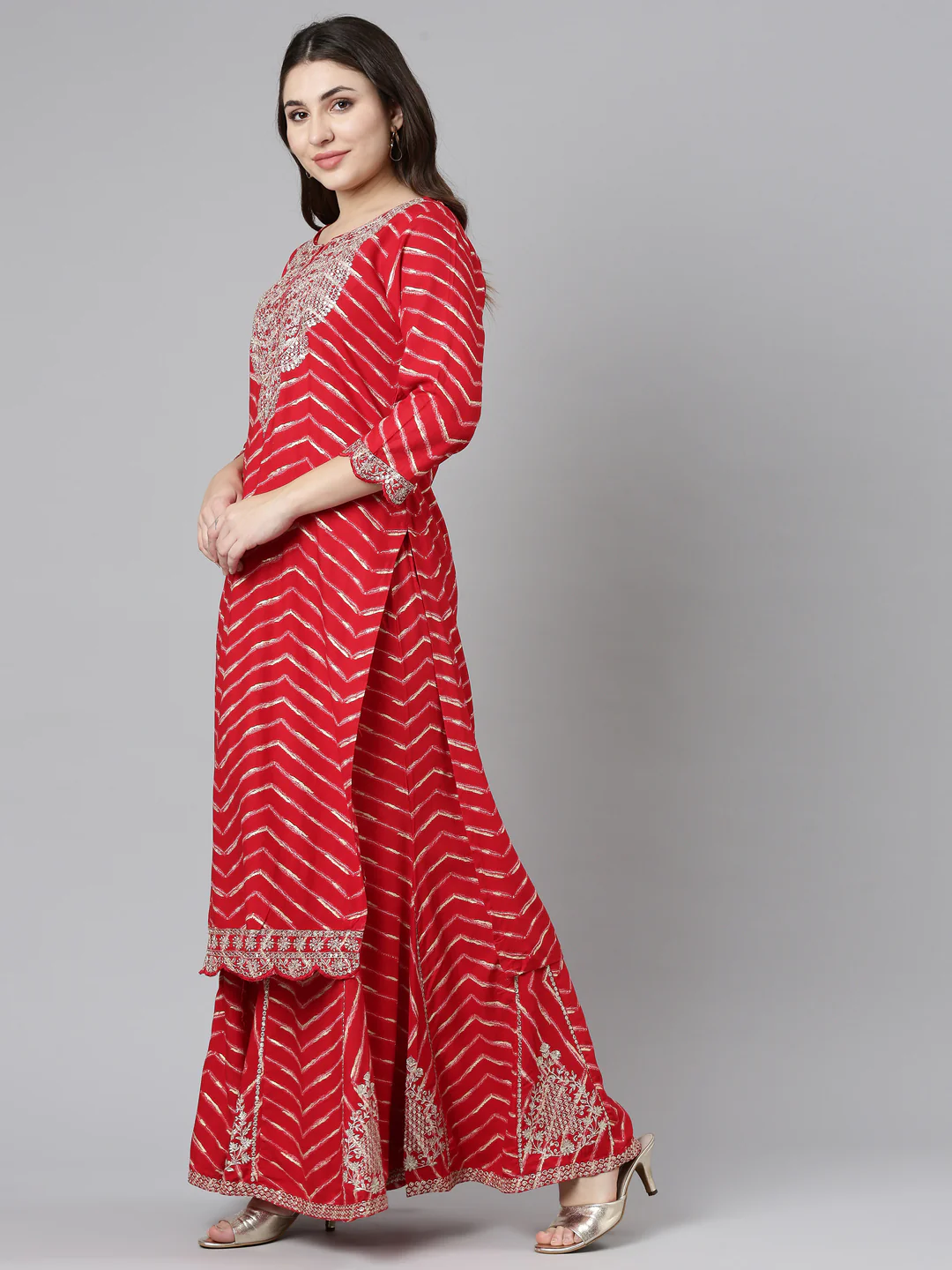 Neerus Red Regular Straight Printed Kurta And Sharara With Dupatta - Image 2