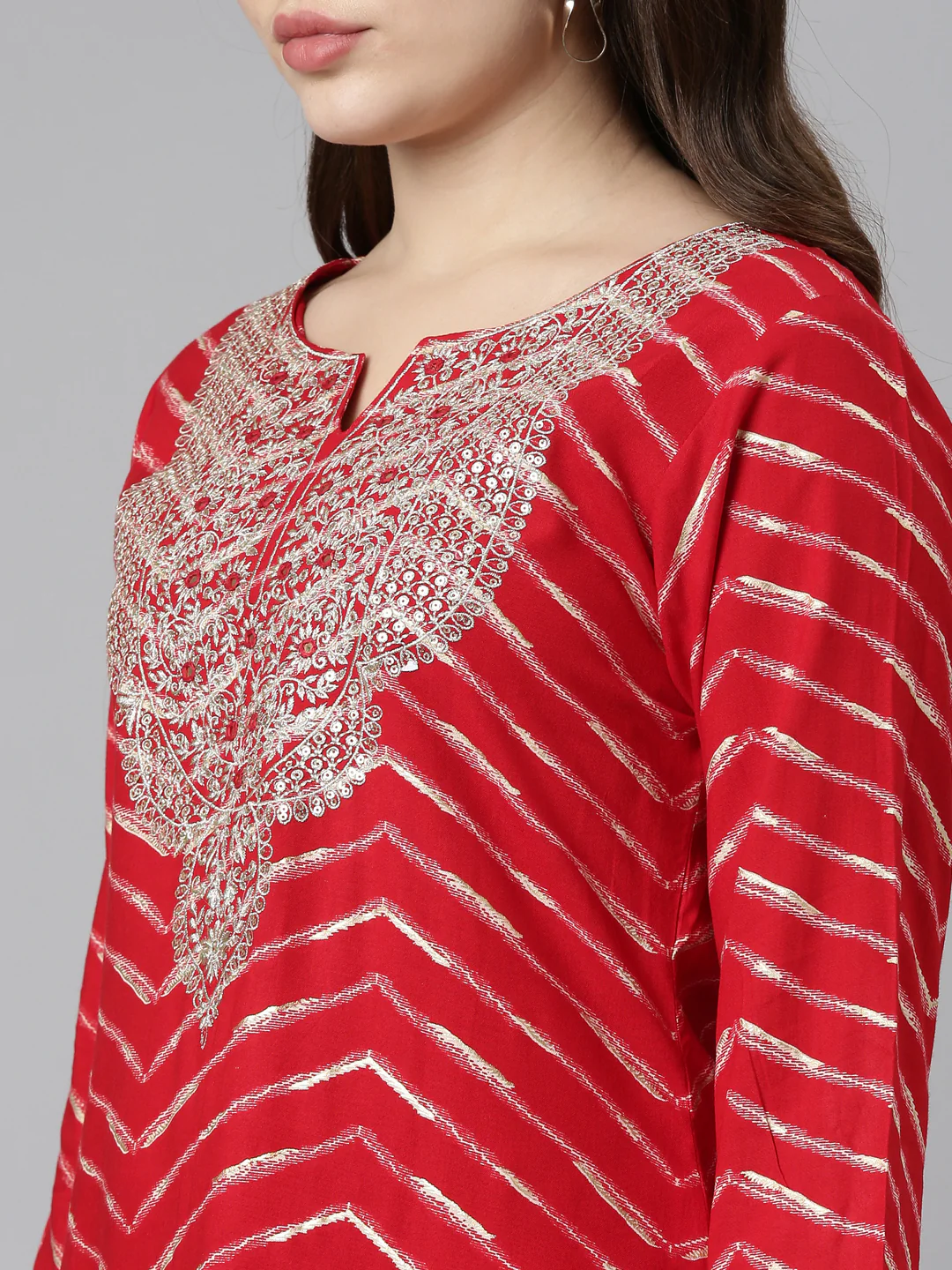 Neerus Red Regular Straight Printed Kurta And Sharara With Dupatta - Image 4