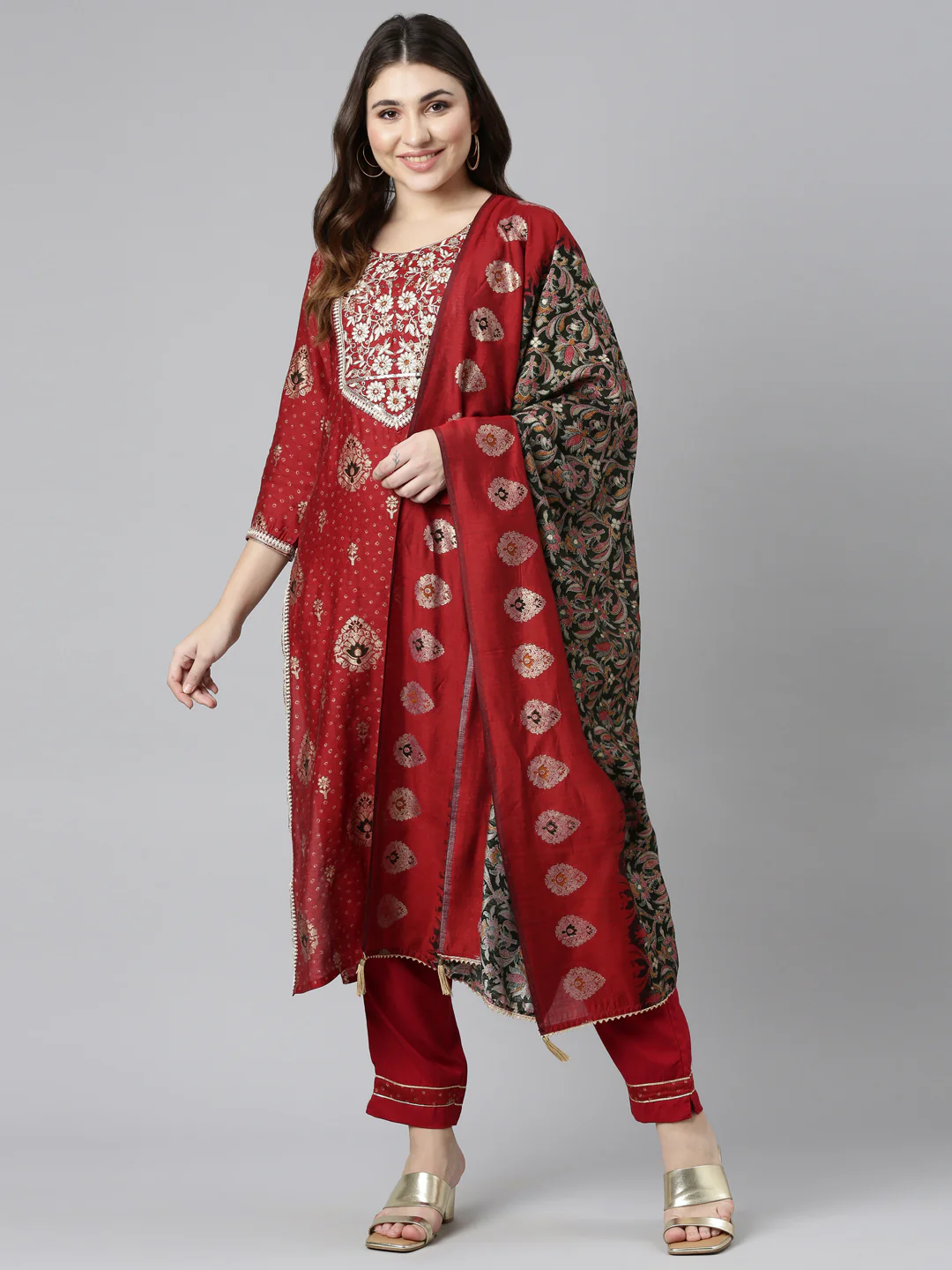 Neerus Red Regular Straight Printed Kurta And Trousers With Dupatta - Image 5