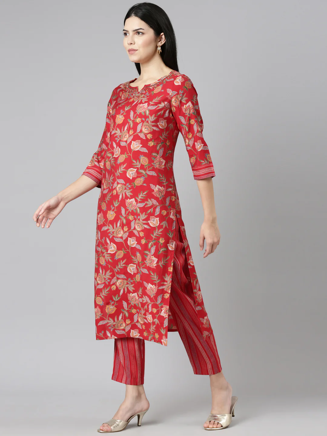 Neerus Red Regular Straight Printed Kurta And Trousers With Dupatta - Image 2