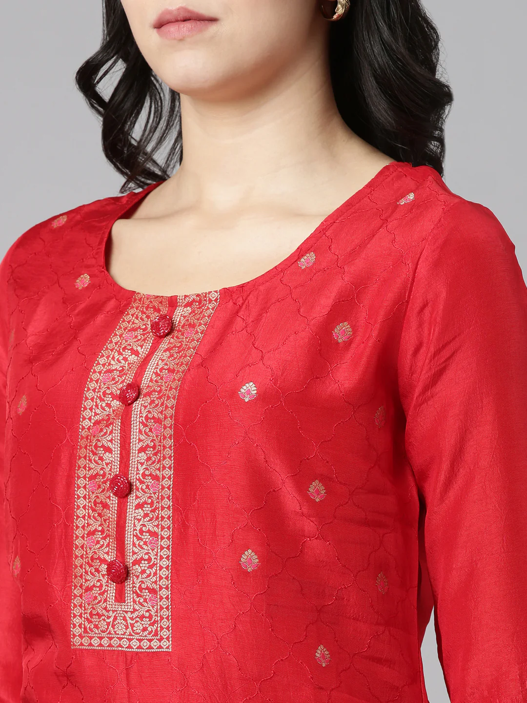 Neerus Red Regular Straight Printed Kurta And Trousers With Dupatta - Image 4