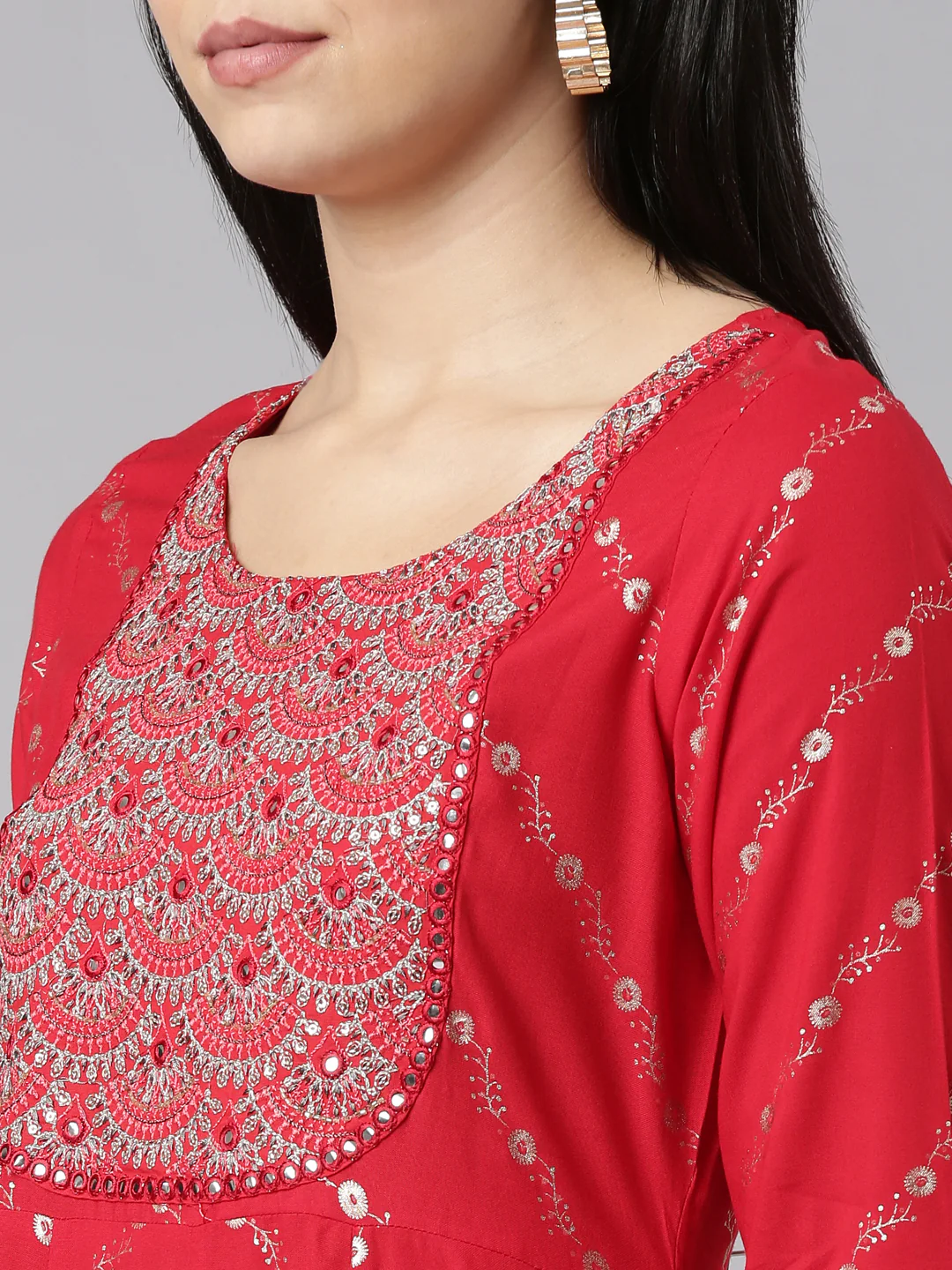 Neerus Red Regular Straight Printed Kurta And Trousers With Dupatta - Image 4