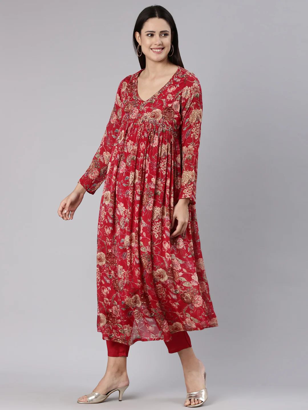Neerus Red Regular Straight Printed Kurta And Trousers With Dupatta - Image 2