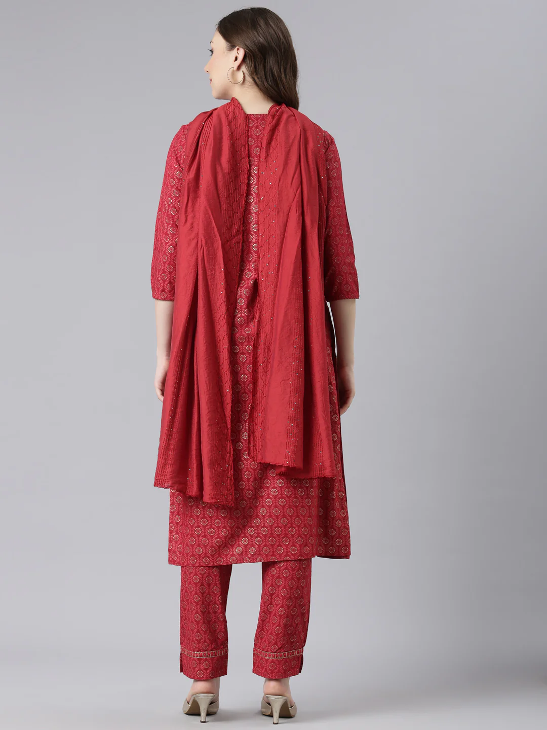 Neerus Red Slub Cotton Straight Casual Floral Kurta and Trouser with Dupatta - Image 4