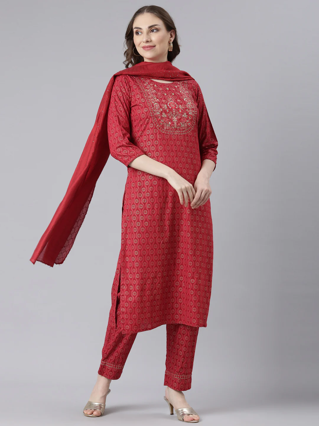 Neerus Red Slub Cotton Straight Casual Floral Kurta and Trouser with Dupatta - Image 6