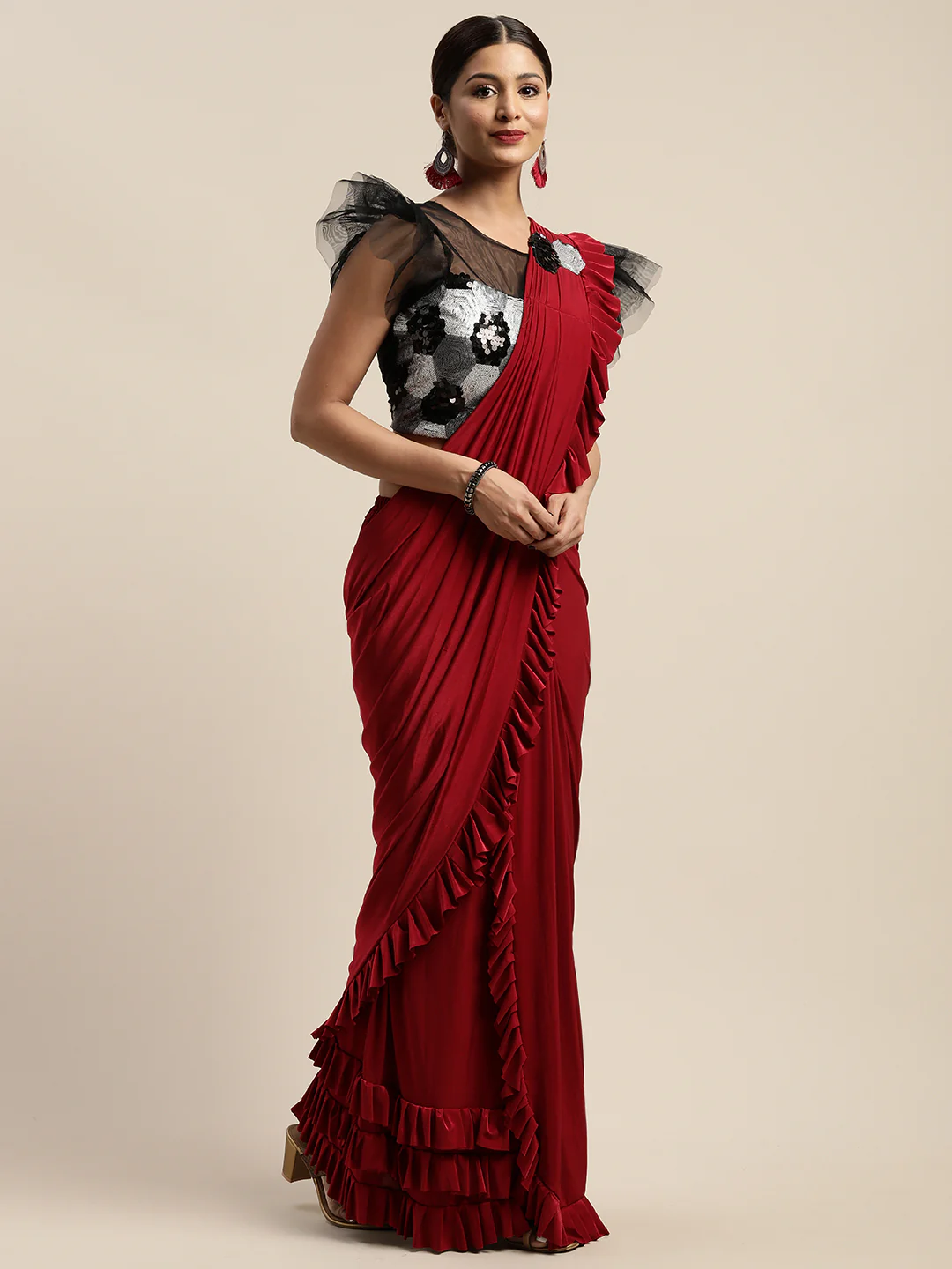 Neerus Red Solid Ready To Wear Saree With Blouse - Image 7