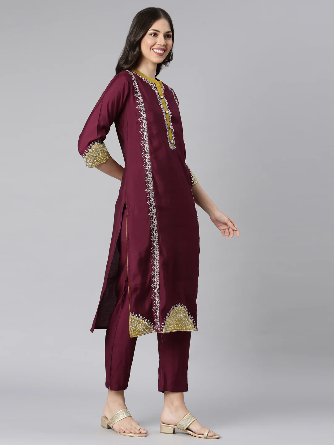 Neerus Red Solid Straight Kurta and Trousers With Dupatta - Image 5