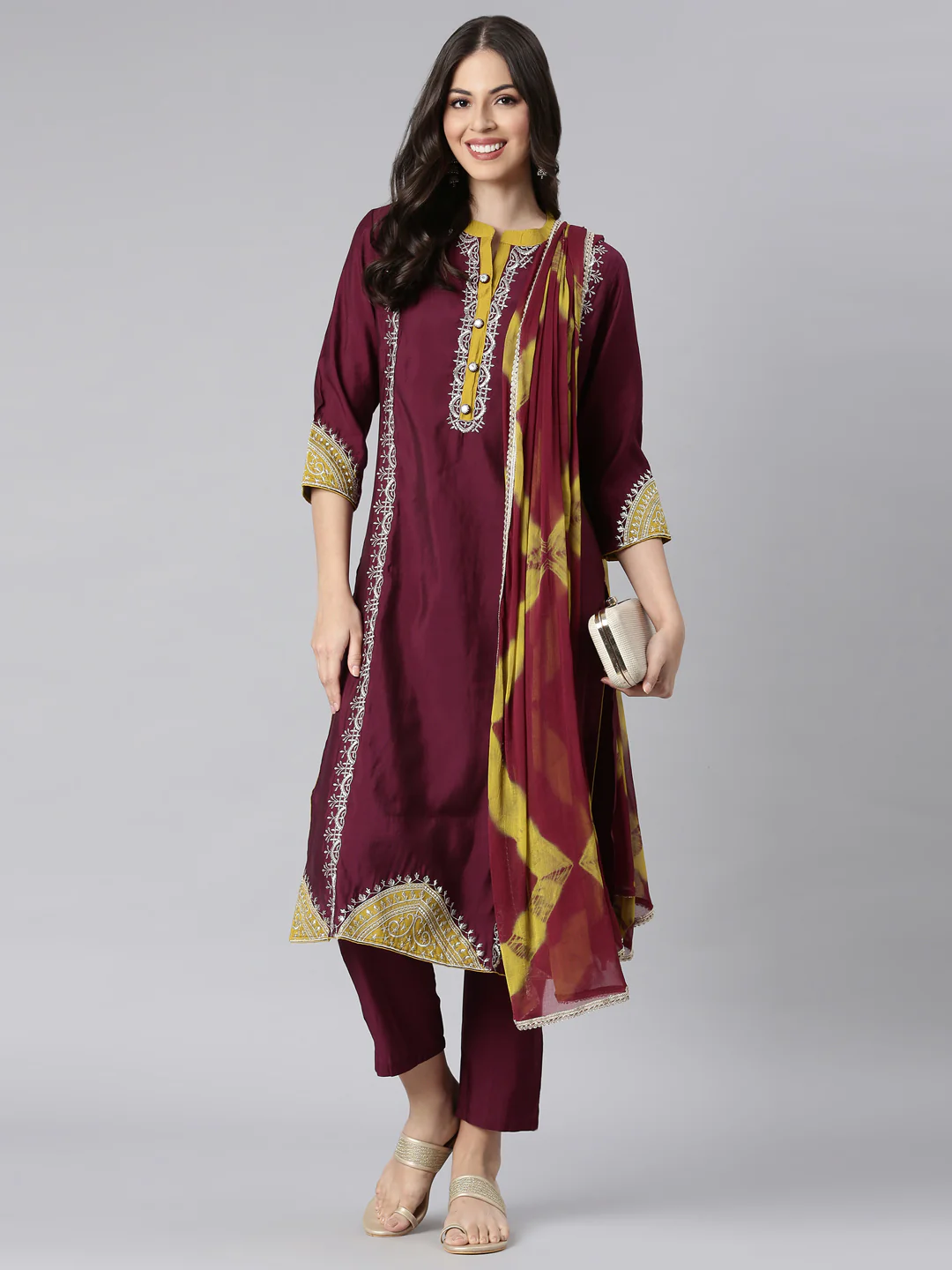 Neerus Red Solid Straight Kurta and Trousers With Dupatta - Image 6