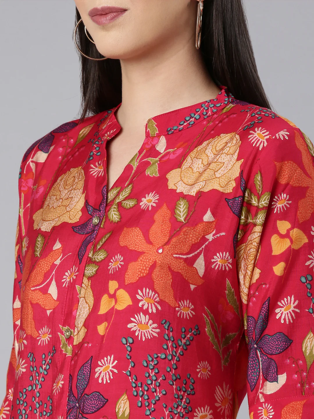 Neerus Red Straight Casual Floral Straight Kurta - Image 5